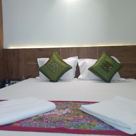 Aapni Haveli Hotel Jaisalmer Bagian luar foto