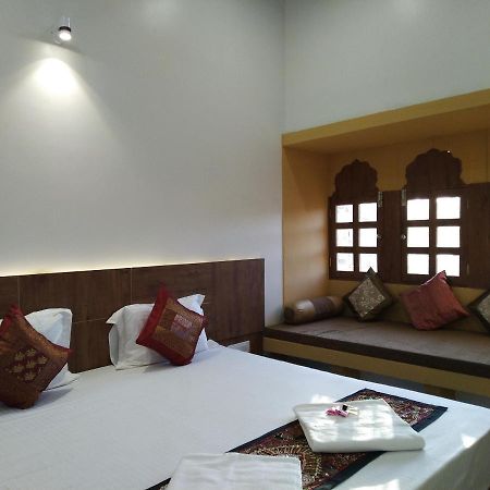 Aapni Haveli Hotel Jaisalmer Bagian luar foto