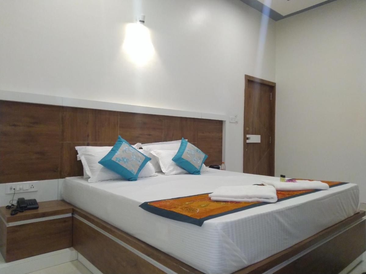 Aapni Haveli Hotel Jaisalmer Bagian luar foto