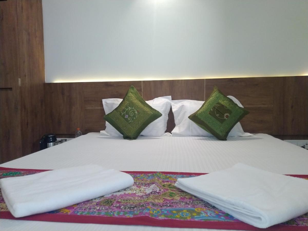 Aapni Haveli Hotel Jaisalmer Bagian luar foto