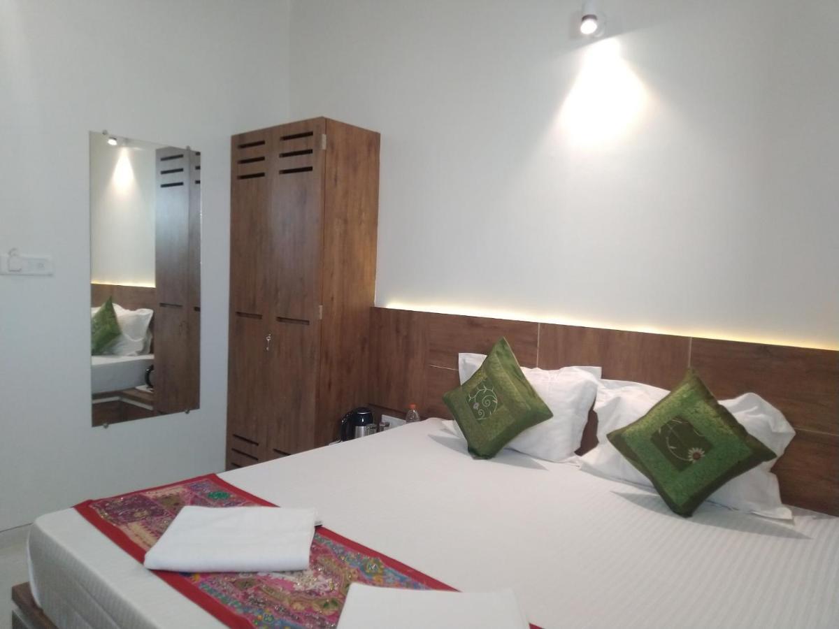 Aapni Haveli Hotel Jaisalmer Bagian luar foto
